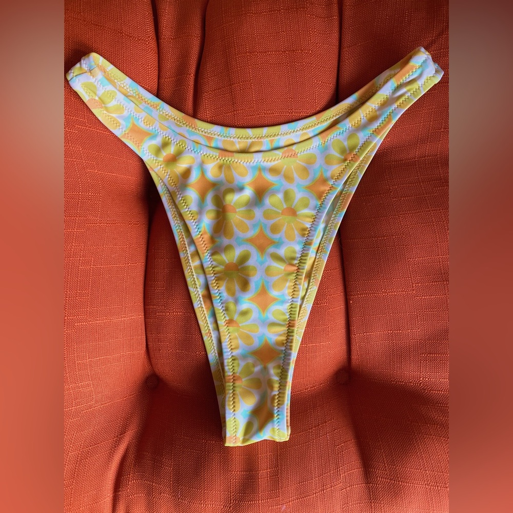 KULANI KINI HIGH LEG BIKINI BOTTOMS